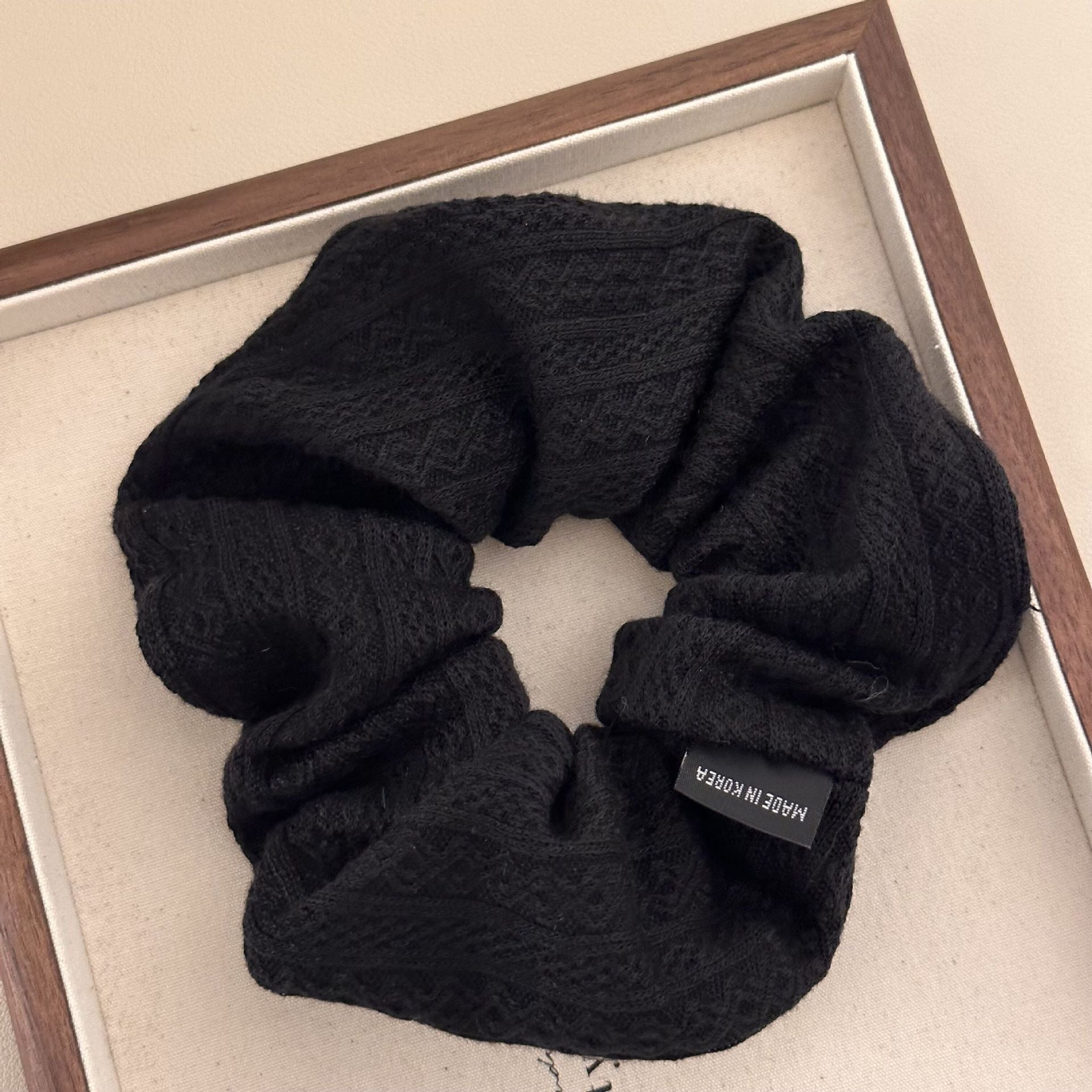 SCRUNCHIES VINTAGE PATTERN ΜΑΥΡΟ